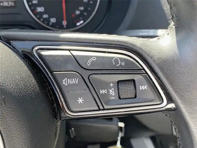 Audi Q2 35 tfsi cod 150 s tronic 7 — photo 70