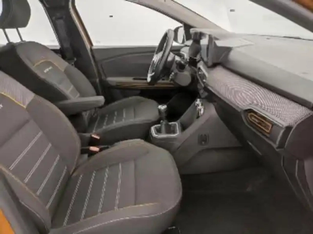 Dacia Sandero eco-g 100 stepway confort — photo 11