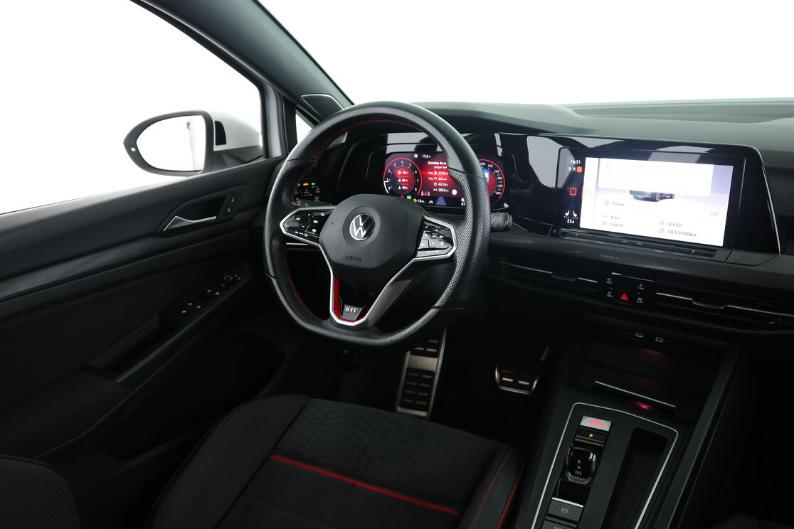 Volkswagen Golf VIII 2.0 TSI GTI Clubsport DSG7 — photo 12