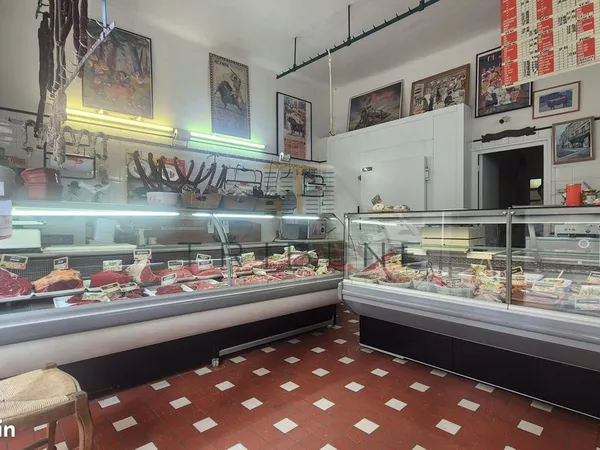 Local commercial 68 m² Agen