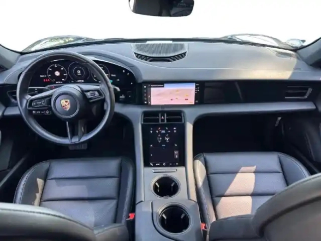 Porsche Taycan 408ch my23 — photo 28