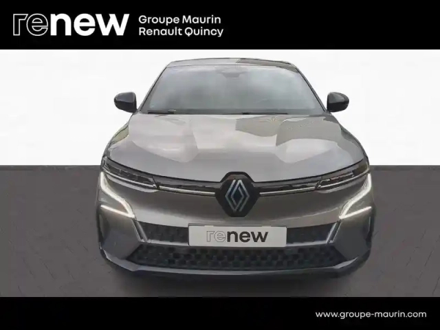 Renault Megane e-tech electric ev60 220ch techno optimum charge — photo 3