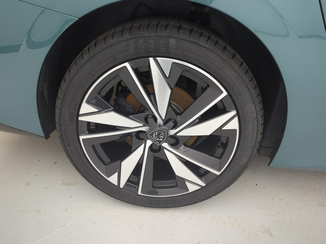 Peugeot 308 sw puretech 130ch s&s bvm6 allure — photo 11