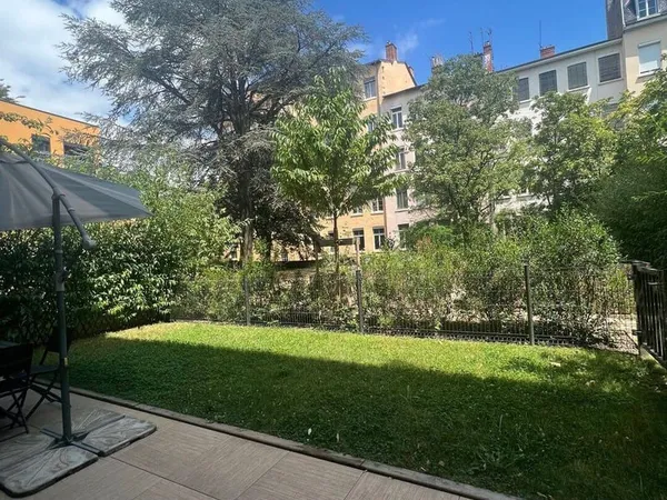 Appartement 4 pièces 103 m²