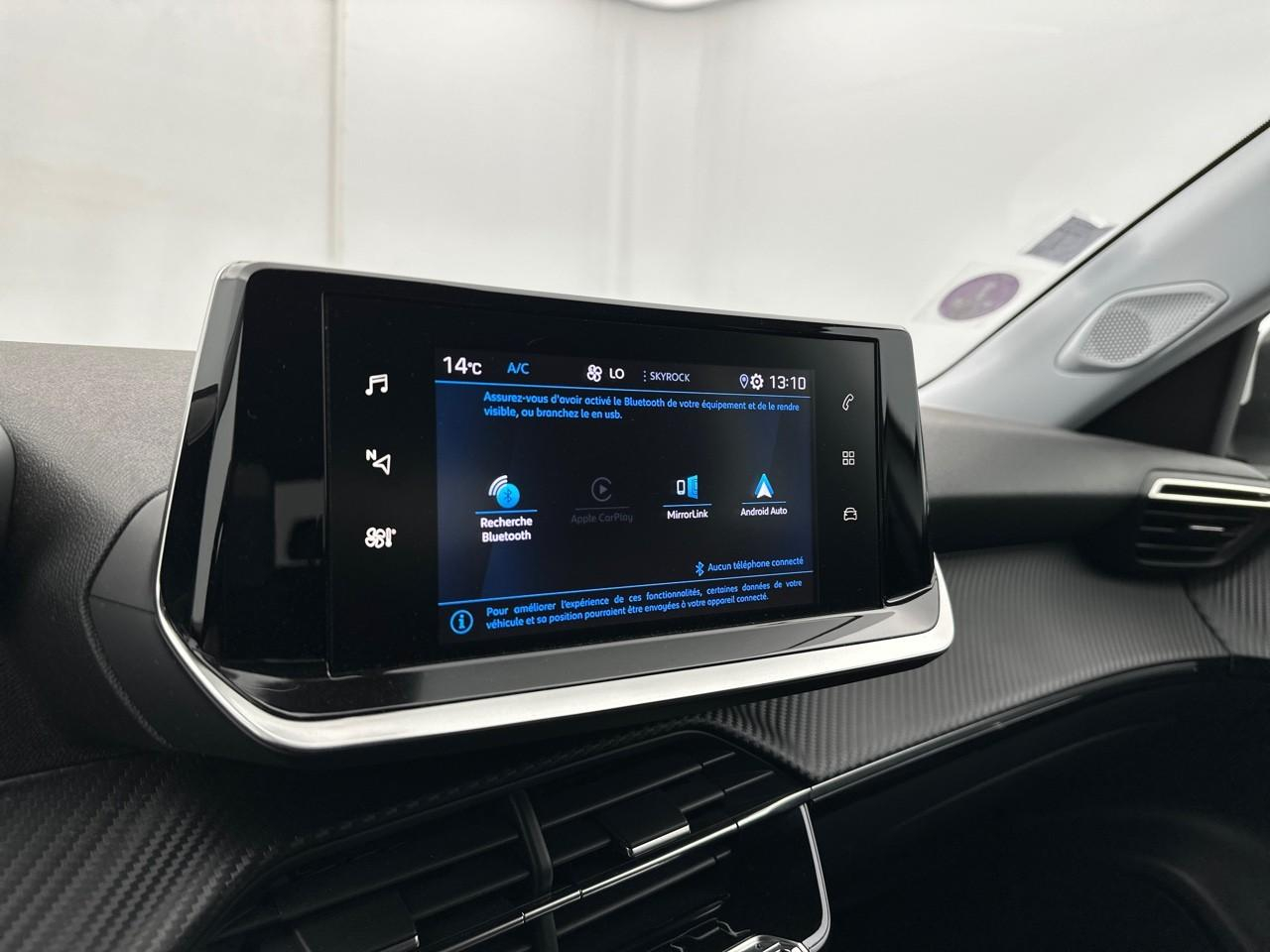Peugeot 2008 puretech 100 s&s bvm6 style — photo 23