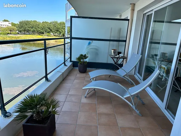 Appartement Les minimes 41 m2 vue lac de la sole