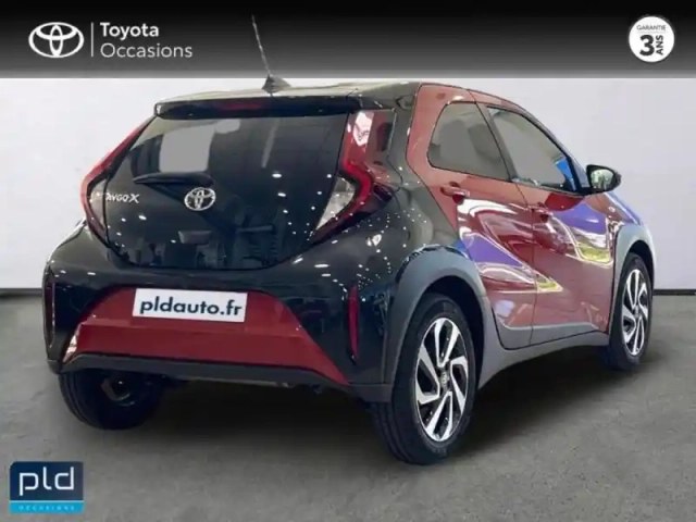 Toyota Aygo X 1.0 vvt-i 72ch design my24 — photo 7