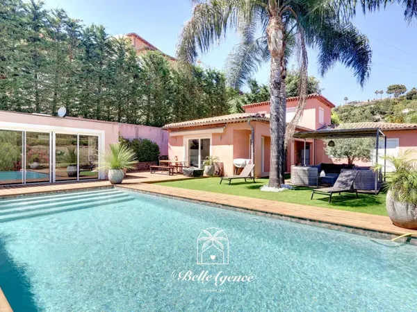 Cagnes-Sur-Mer Villa Individuelle 4P 150m² - Piscine "Eve"
