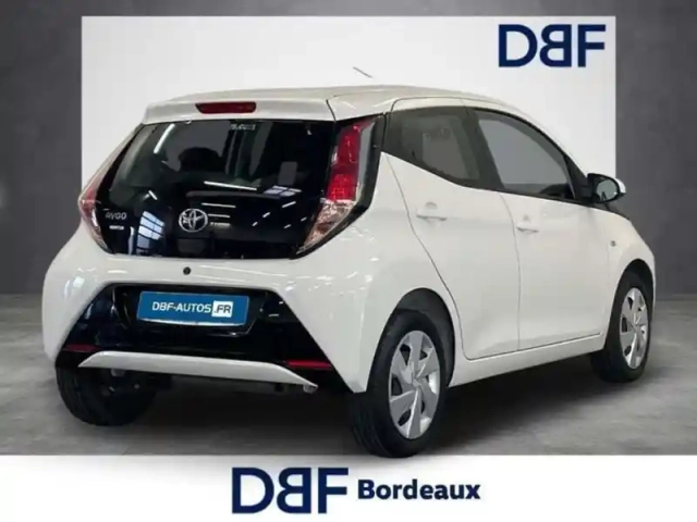 Toyota Aygo 1.0 vvt-i x-wave 3 — photo 5