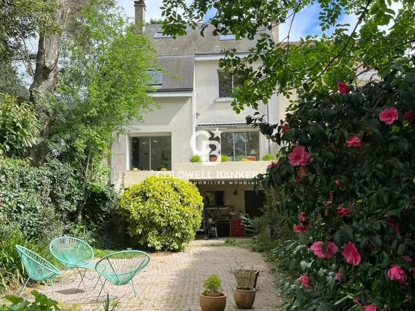 Vends maison - 170.45 m² - 7 pièces, 4 chambres - Le Mans 72000