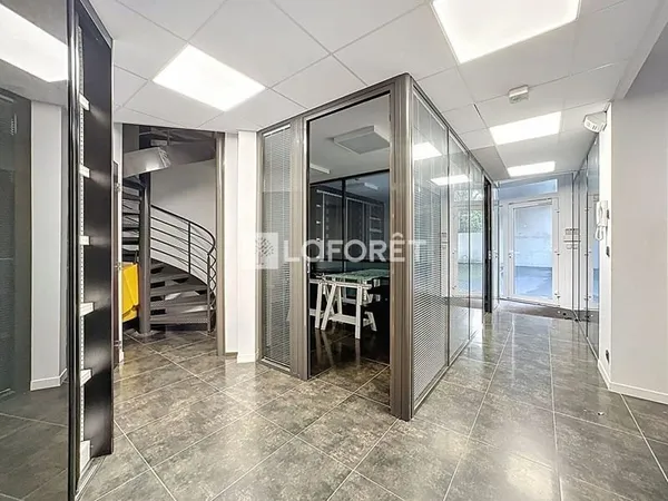 Bureaux Le Bouscat 8 pièce(s) 136 m2