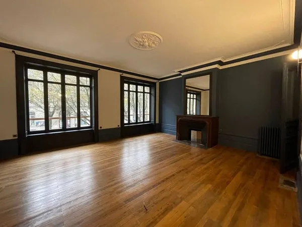 Bureaux 257 m²