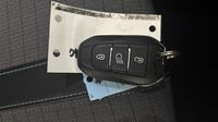 Peugeot 2008 1.5 BlueHDi 130ch S&S Allure Pack EAT8 — photo 16