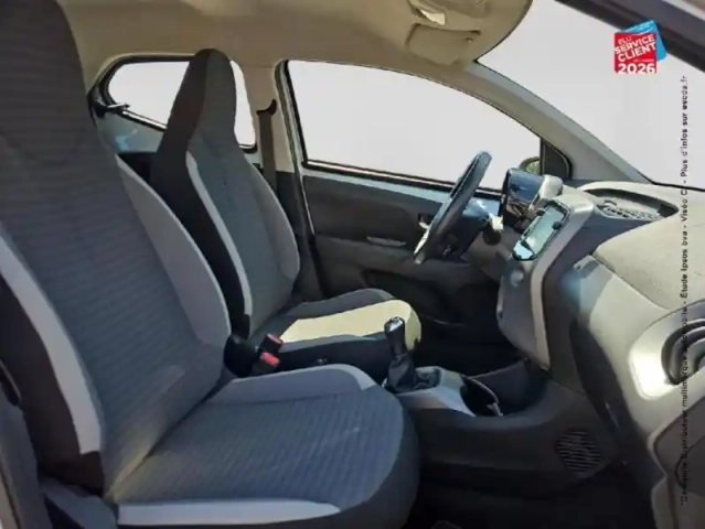 Toyota Aygo 1.0 vvt-i 72ch x-play 5p my20 — photo 5