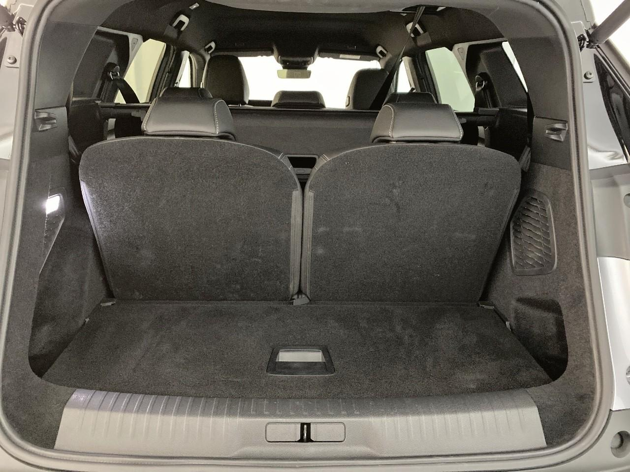 Peugeot 5008 hybrid 145 ch e-dcs6 gt — photo 6