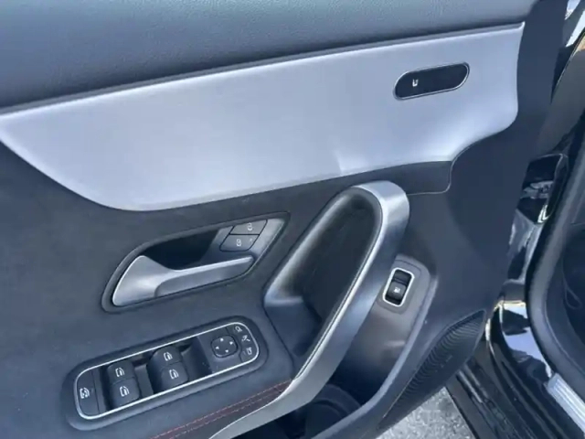 Mercedes Classe A 250 e hybrid eq amg line — photo 16