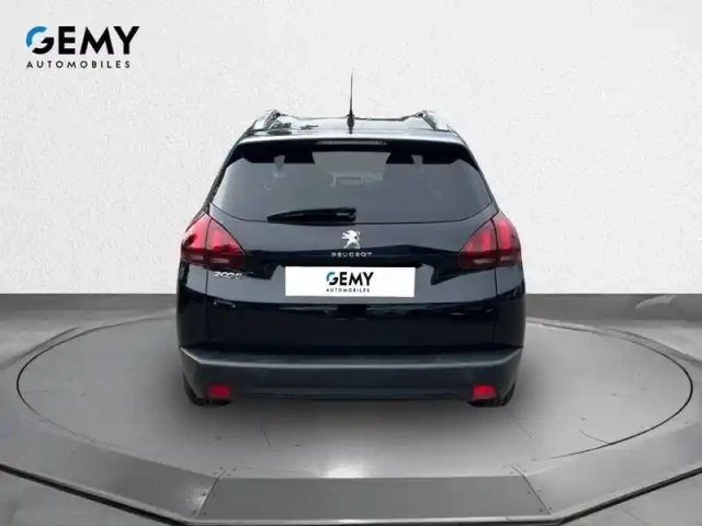 Peugeot 2008 puretech 82ch bvm5 — photo 5