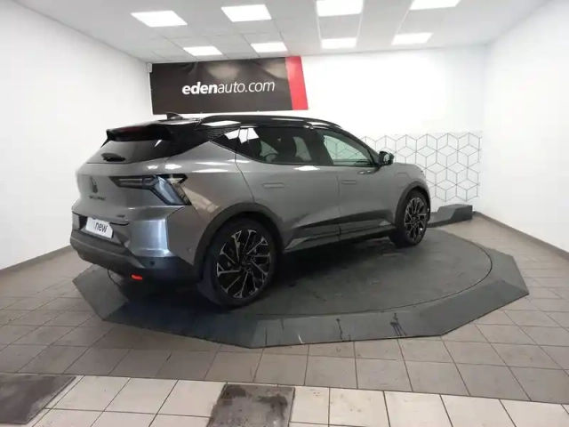 Renault Scenic e-tech électrique 220 ch grande autonomie — photo 4