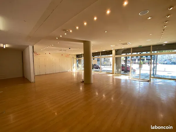 Local commercial 103 m² SAINT DIZIER