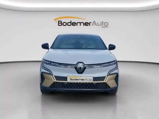 Renault Megane e-tech ev60 220 ch super charge — photo 21