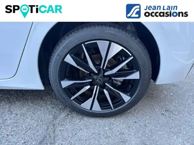 Peugeot 308 hybrid 145 e-dcs6 — photo 13