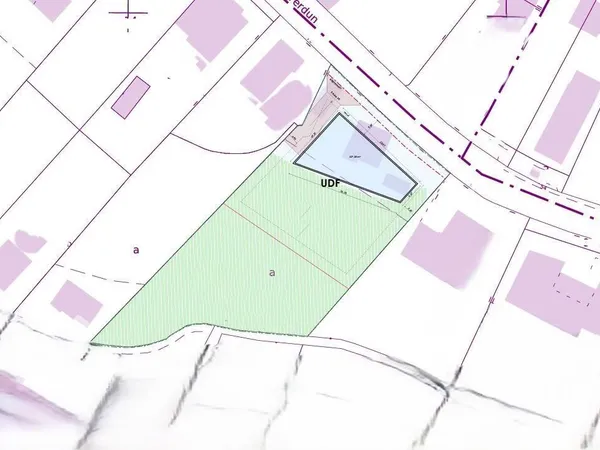 Terrain 3015 m²