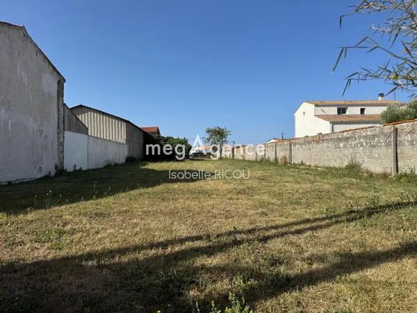 Dolus-d'Oléron - Terrain à bâtir de 499 m² - Exposition Sud --Ouest