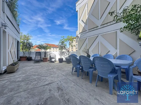 Appartement 5 pièces 104 m²