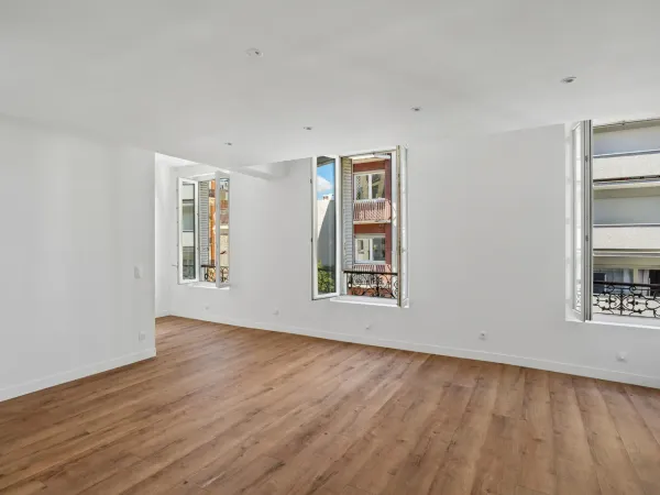 Square Carpeaux - Calme & Lumineux - Duplex refait à neuf