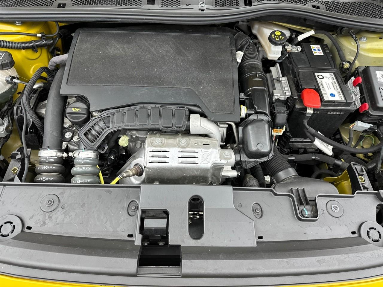 Peugeot 208 puretech 100 s&s bvm6 allure — photo 15