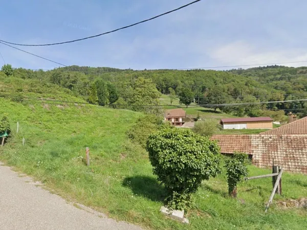 EN EXCLUSIVITE TERRAIN CONSTRUCTIBLE 25 ARES 23