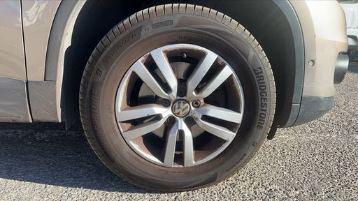 Volkswagen Tiguan 1.4 TSI 125 - Trendline – 2016 – 141442 km – Essence – Boîte Manuelle — photo 12