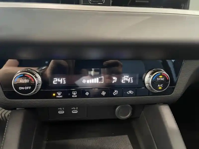 Mitsubishi Outlander 2.4 phev invite auto 4wd — photo 19
