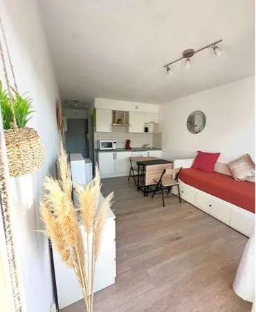 Appartement meublé 22 m² avec balcon à Carnon - Garantie Visale exigée