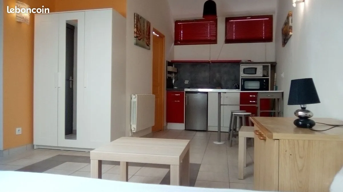 Photo 1