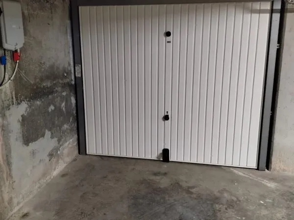 Stationnement Location La Ciotat  15m² 150€