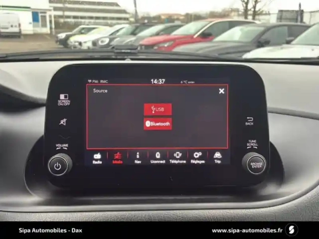 Fiat Tipo cross 1.0 firefly turbo 100 ch s&amp;s — photo 21