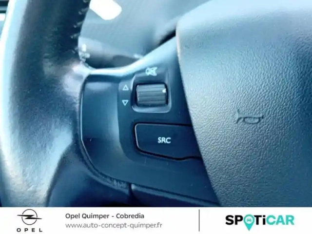 Peugeot 2008 1.2 puretech 110ch style s&amp;s — photo 10