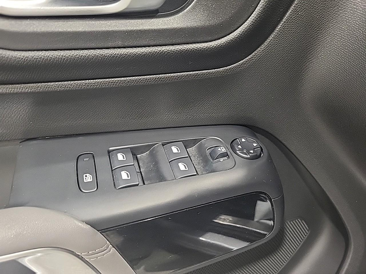 Citroën C5 Aircross bluehdi 130 s&s eat8 shine — photo 23