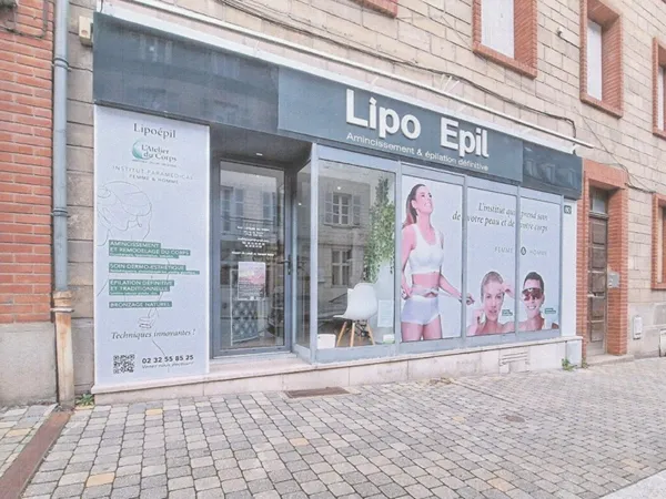 LOCAL COMMERCIAL - BON ETAT GENERAL