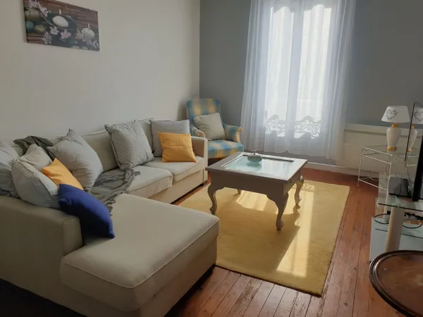 Loue chambre en colocation dans appartement - 100 m² - Hardricourt proche Les Mureaux
