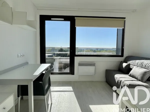 Studio 1 pièce 17 m²