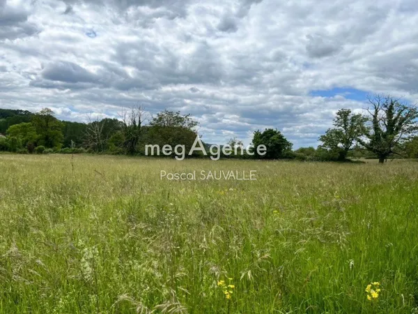 Terrain à bâtir de 884m2