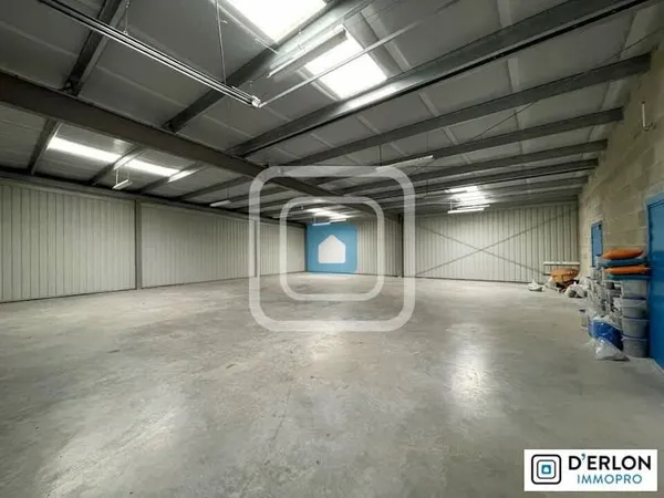 Local 454 m²