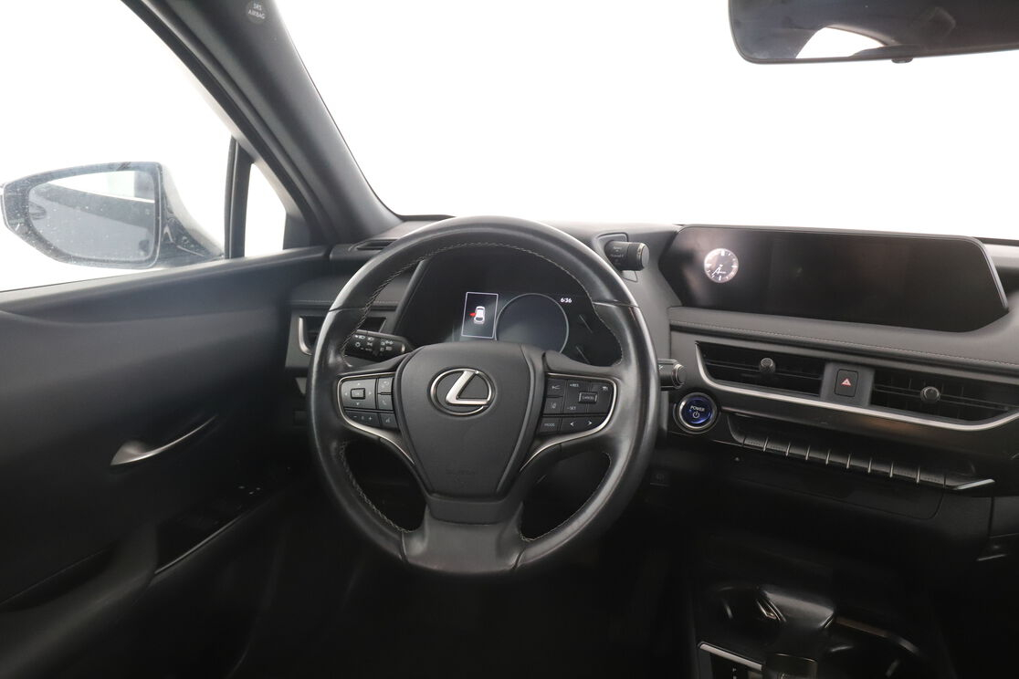 Lexus UX-Serie 250h Pack Confort Business 2WD — photo 12