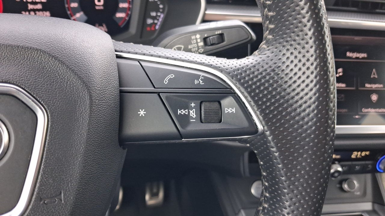 Audi Q3 35 TDI 150 ch Quattro — photo 33