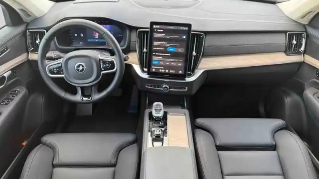 Volvo Xc90 t8 awd hybride rechargeable 455 ch geartronic 8 7pl — photo 21