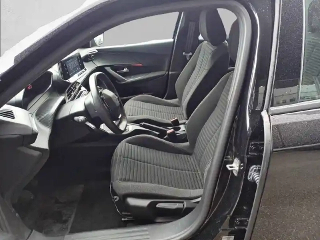 Peugeot 2008 puretech 100 s&amp;s bvm6 — photo 11