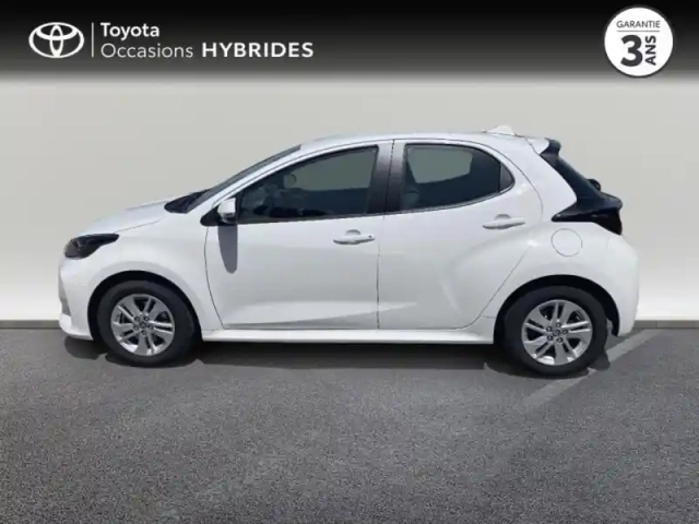 Toyota Yaris 116h dynamic business + programme toyota experience 5p mc24 — photo 3