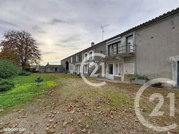 Maison 7 pièces 223 m²